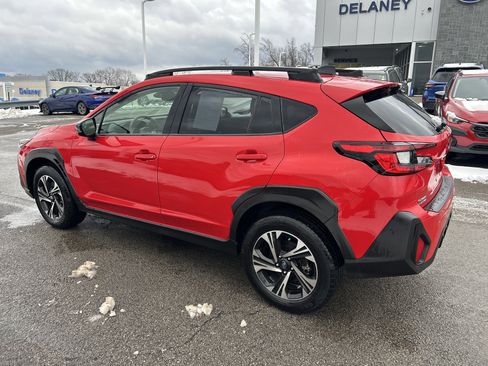 Used 2024 Subaru Crosstrek 2.0i Premium image 17
