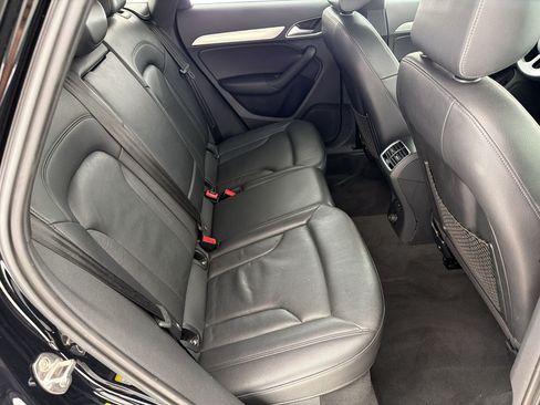 Used 2018 Audi Q3 2.0T Premium w/ Convenience Package AWD/4WD image 29
