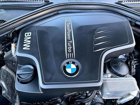 Used 2018 BMW 320i xDrive Sedan image 31