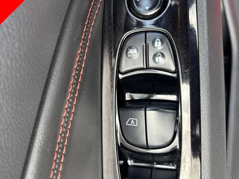 Used 2023 Nissan Altima 2.5 SR FWD image 17