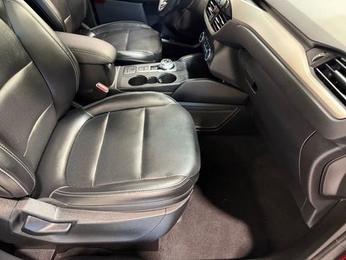 Used 2020 Ford Escape SEL image 27