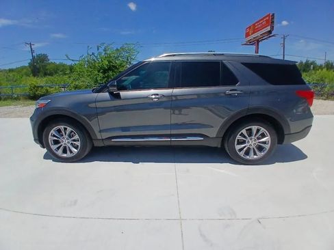 Used 2020 Ford Explorer Limited RWD image 8