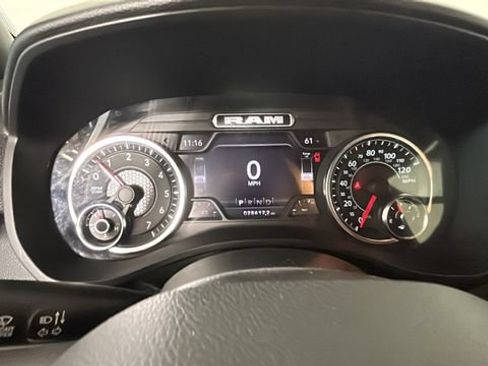 Used 2022 RAM 1500 Big Horn AWD/4WD image 17