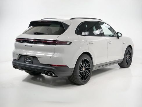Used 2026 Porsche Cayenne S AWD/4WD image 10