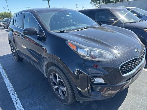 Used 2021 Kia Sportage LX AWD/4WD image 2