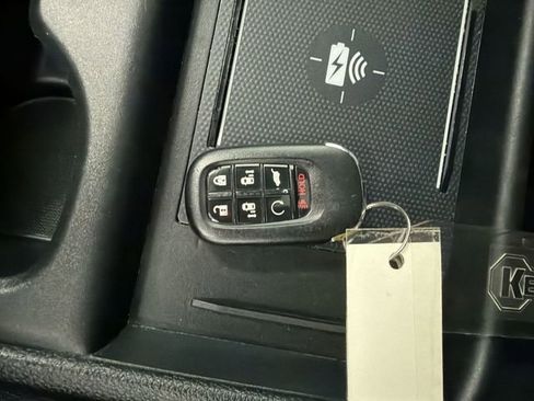 Used 2025 Honda Odyssey Sport-L image 37