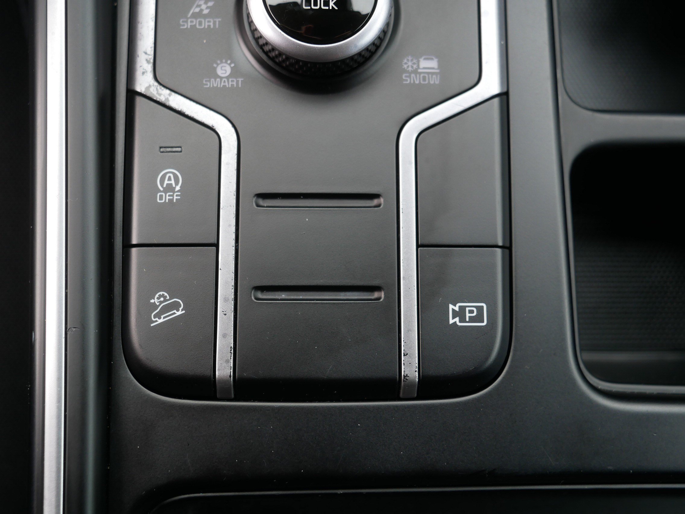 Certified 2023 Kia Sorento LX AWD/4WD image 31