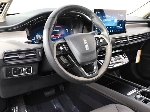 New 2026 Lincoln Corsair Reserve w/ Jet Appearance Package image 12