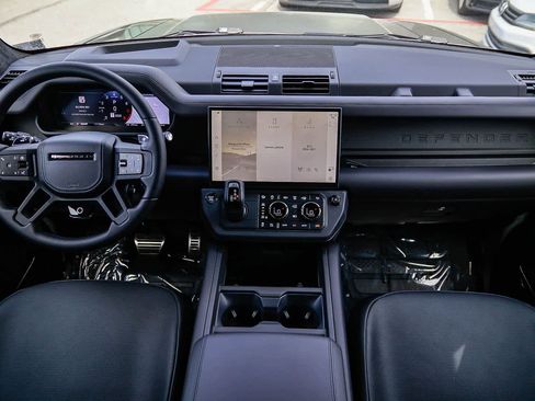 New 2026 Land Rover Defender 110 OCTA image 12