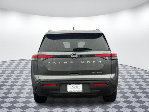 Used 2024 Nissan Pathfinder SV image 6