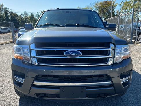 Used 2017 Ford Expedition EL Limited w/ Equipment Group 301A AWD/4WD image 2