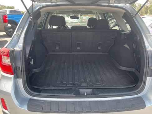 Used 2016 Subaru Outback 2.5i Premium AWD/4WD image 10