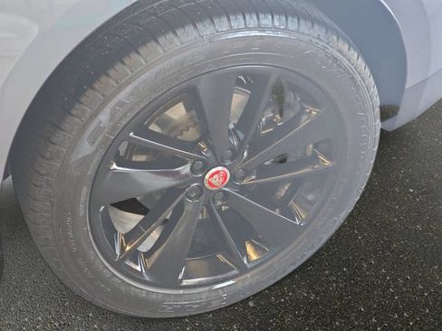 Used 2023 Jaguar F-PACE S AWD/4WD image 35