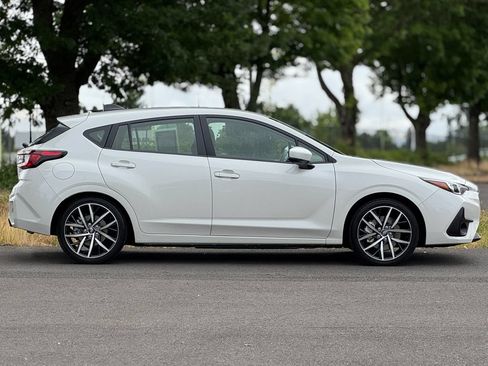 Certified 2025 Subaru Impreza 2.0i Sport AWD/4WD image 8