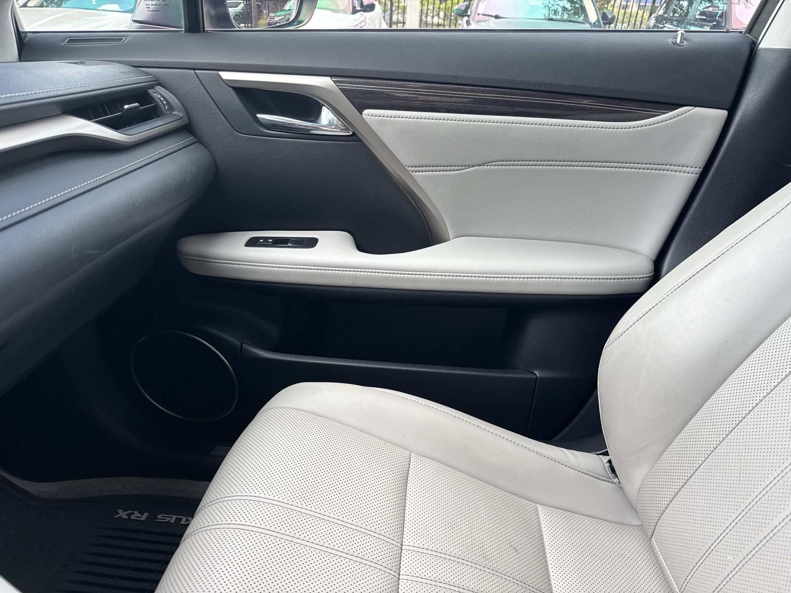 Used 2016 Lexus RX 350 FWD w/ Luxury Package image 25