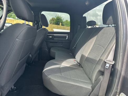 Used 2024 RAM 1500 Warlock AWD/4WD image 12