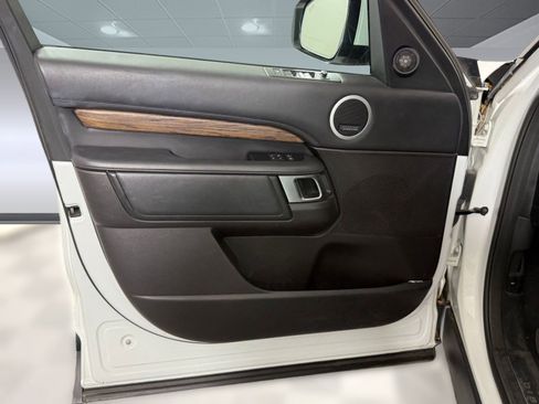 Used 2018 Land Rover Discovery HSE Luxury image 21