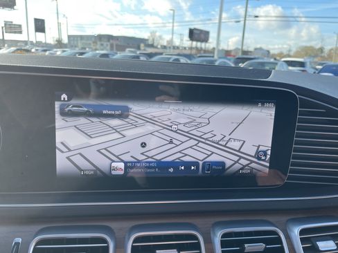 Certified 2024 Mercedes-Benz GLE 350 4MATIC w/ Winter Package image 29