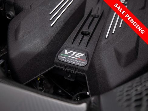 Used 2024 Lamborghini Revuelto AWD/4WD image 48