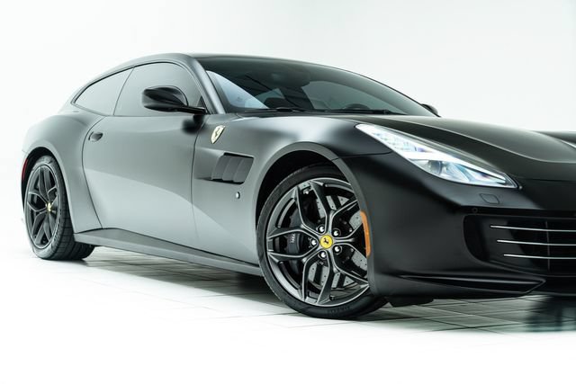 Used 2018 Ferrari GTC4Lusso T RWD image 3