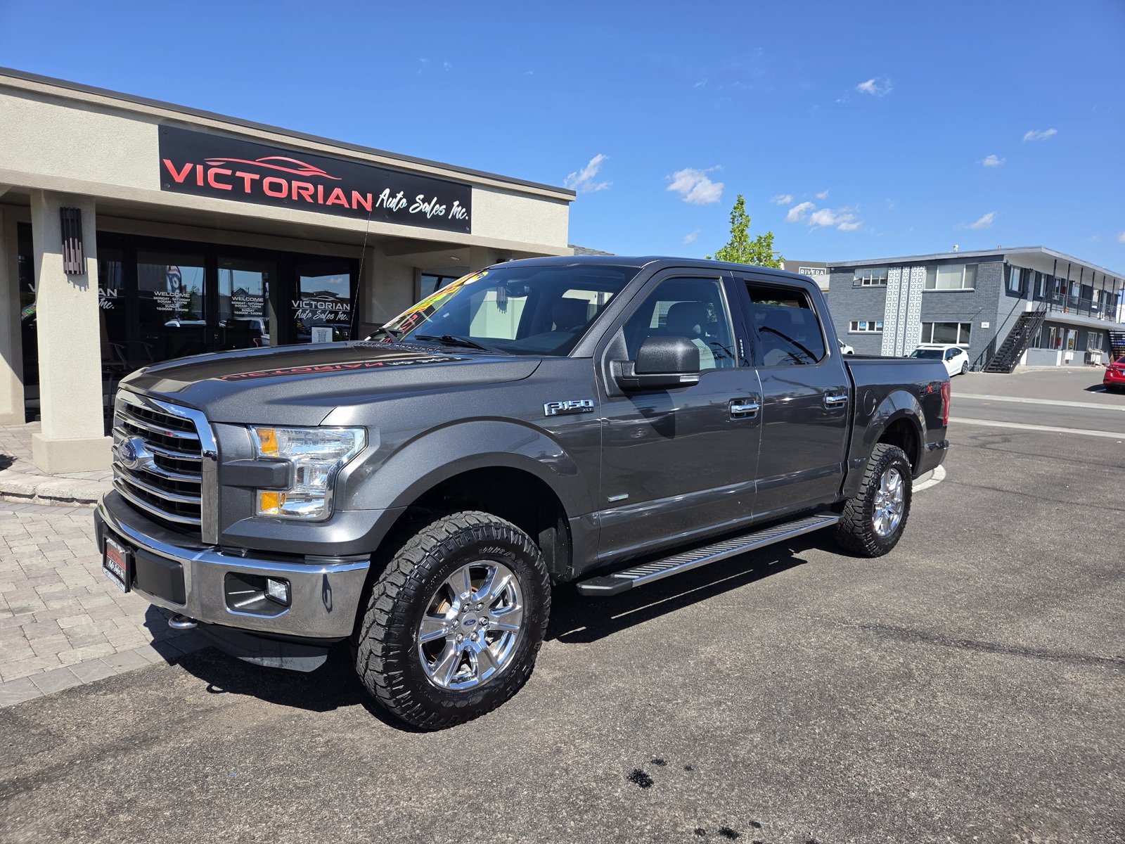 Used 2016 Ford F150 XLT w/ Equipment Group 302A Luxury AWD/4WD image 2