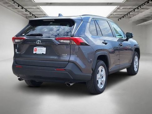 Used 2021 Toyota RAV4 XLE w/ Convenience Package AWD/4WD image 7