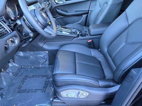 New 2026 Porsche Macan S image 25