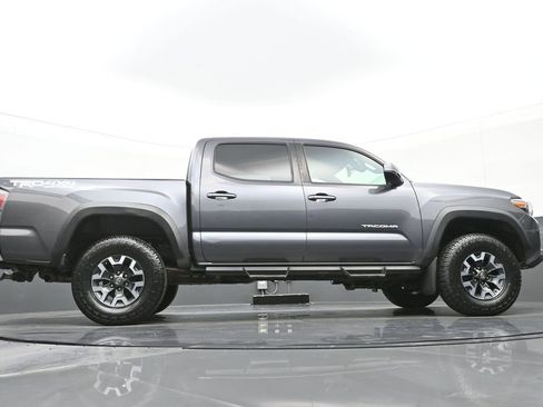 Used 2021 Toyota Tacoma TRD Off-Road image 35