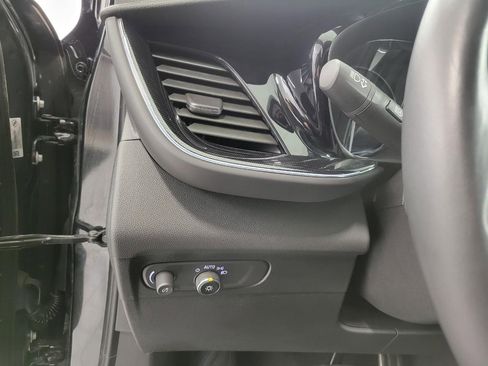 Used 2023 Buick Envision Preferred w/ Sport Touring Package image 11