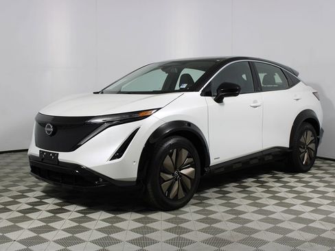 Used 2023 Nissan Ariya FWD image 24