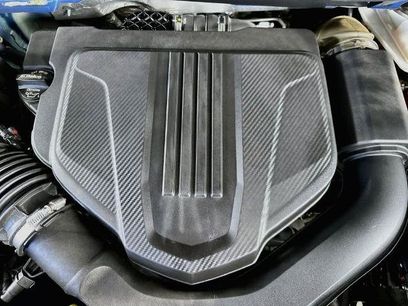 Used 2024 Chevrolet Traverse LT w/ LPO, Floor Liner Package