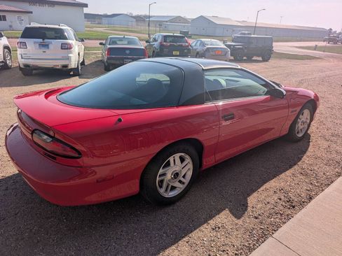 Used 1995 Chevrolet Camaro Z28 RWD image 6