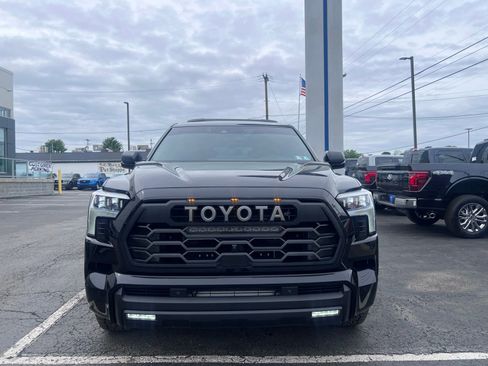 Used 2025 Toyota Sequoia TRD Pro w/ Tow Technology Package AWD/4WD image 3
