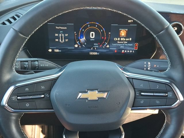 Used 2025 Chevrolet Traverse LT FWD image 20
