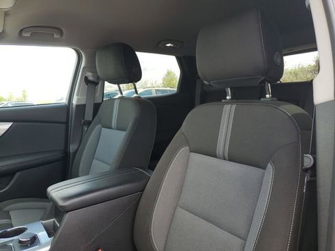 Used 2024 Chevrolet Blazer LT w/ Convenience Package FWD image 5