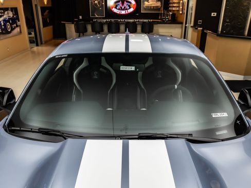 Used 2022 Ford Mustang Shelby GT500 w/ Carbon Fiber Track Pack RWD image 26