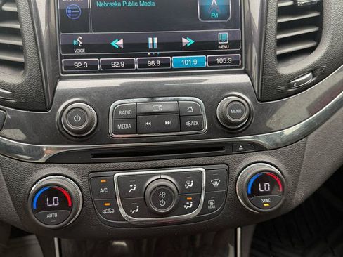 Used 2014 Chevrolet Impala LTZ FWD image 14