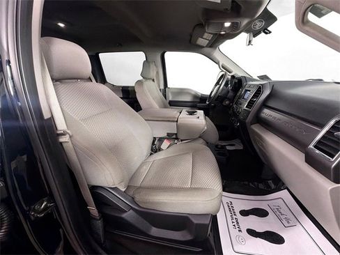 Used 2017 Ford F250 XLT w/ XLT Value Package image 27