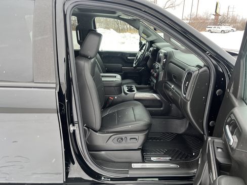 Used 2022 Chevrolet Silverado 3500 LTZ w/ LTZ Plus Package image 19