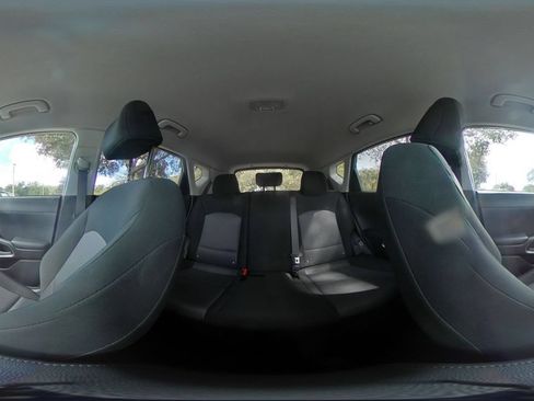 Used 2025 Kia Soul LX w/ LX Technology Package FWD image 39