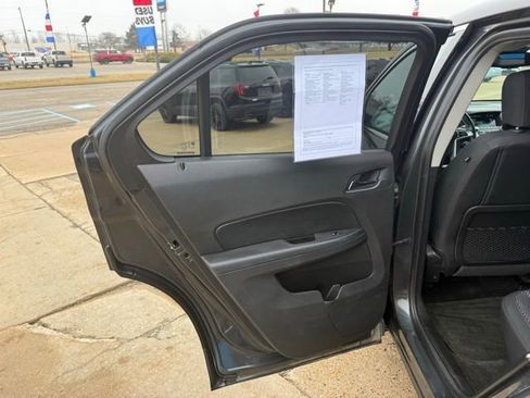 Certified 2017 Chevrolet Equinox LT w/ Convenience Package image 14