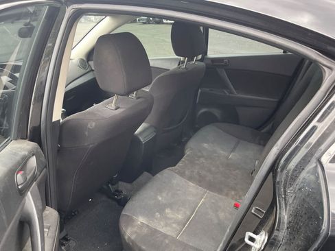 Used 2011 MAZDA MAZDA3 i Sport FWD image 10