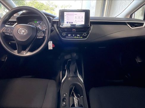 Used 2024 Toyota Corolla LE FWD image 6