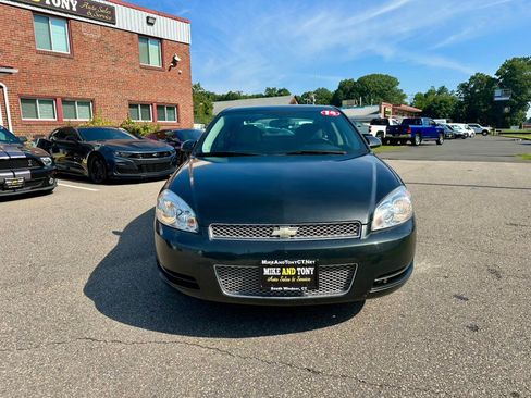 Used 2014 Chevrolet Impala LT w/ LT Sunroof Package FWD image 2