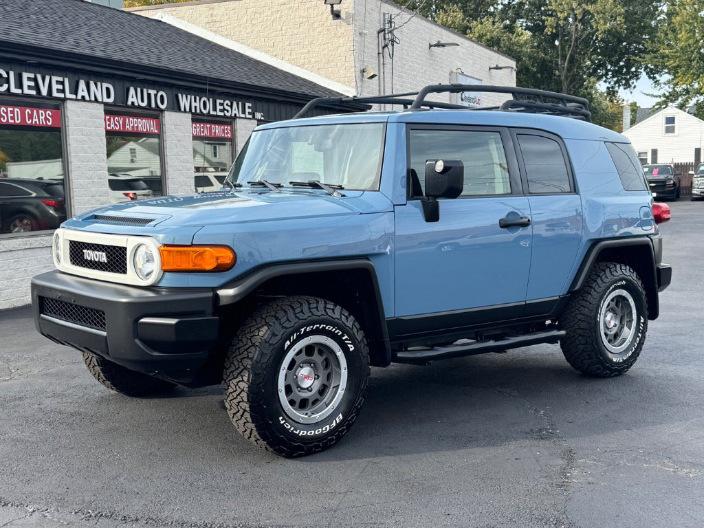 Used 2014 Toyota FJ Cruiser 4WD w/ Trail Teams Ultimate Edition image 1