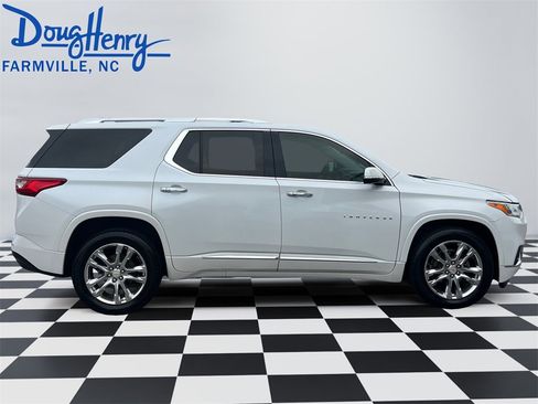 Used 2020 Chevrolet Traverse High Country image 6