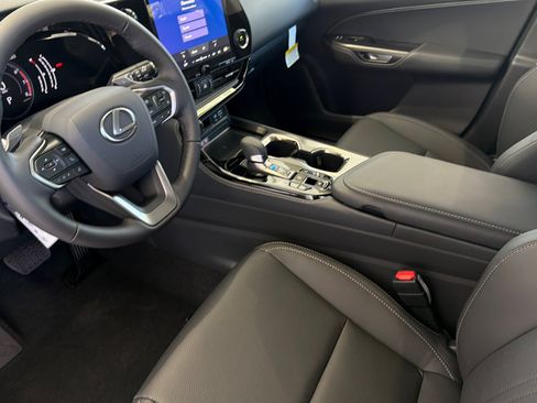 New 2026 Lexus NX 350 AWD image 8