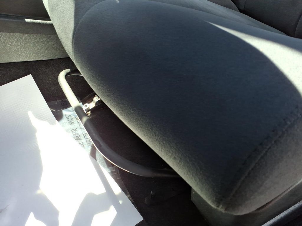 Used 2009 Nissan Versa 1.8 S w/ PWR Pkg FWD image 11