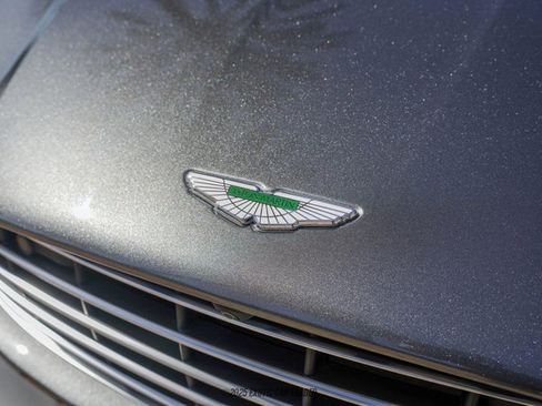 Used 2020 Aston Martin DB11 Volante image 63