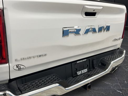 Used 2025 RAM 1500 Limited w/ Trailer Tow Group AWD/4WD image 46